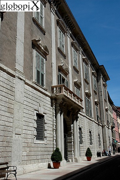 Palazzo Galasso in Via Manci