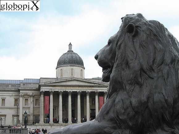 Trafalgar Square - National Gallery