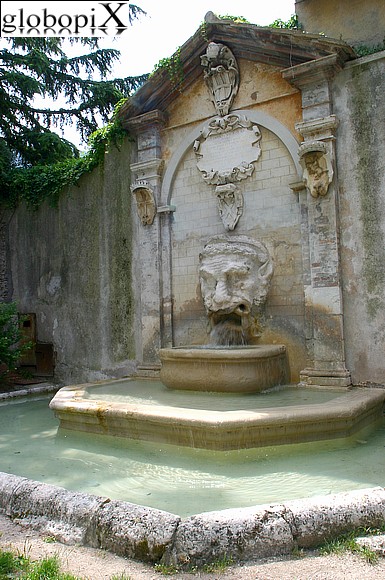 Spoleto - Fontana del Mascherone