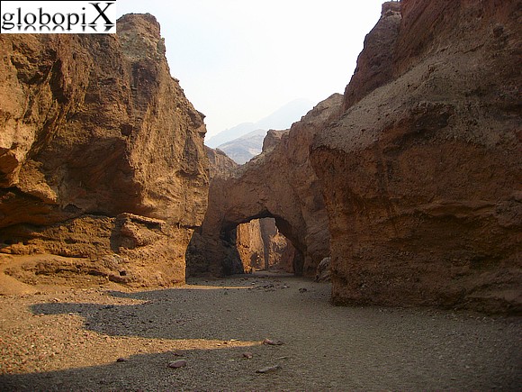 Death Valley - Natural Bridge