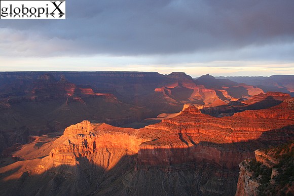 Tramonto sul Grand Canyon