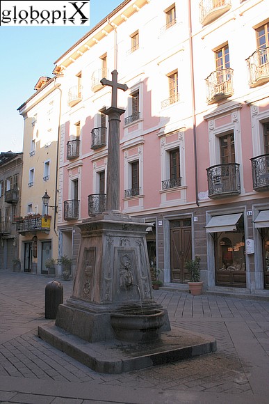 Aosta - Croce di Aosta