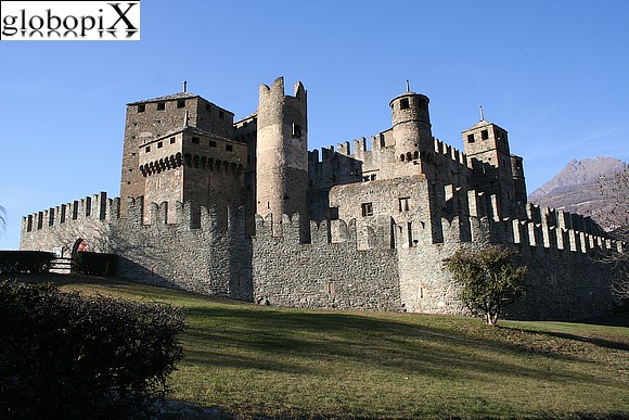 Castello di Fenis in Valle dAosta