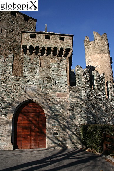 Castelli e Forti - Castello di Fenis