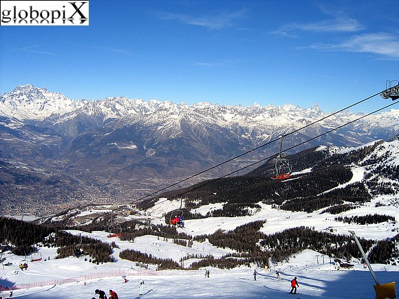 Pila - Pila e panorama delle Alpi