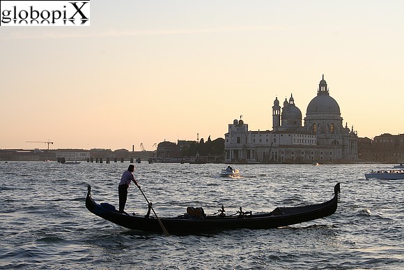 clicca sulla foto per aprire la fotogallery di Venezia