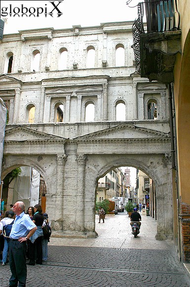 Verona - Porta dei Brsari