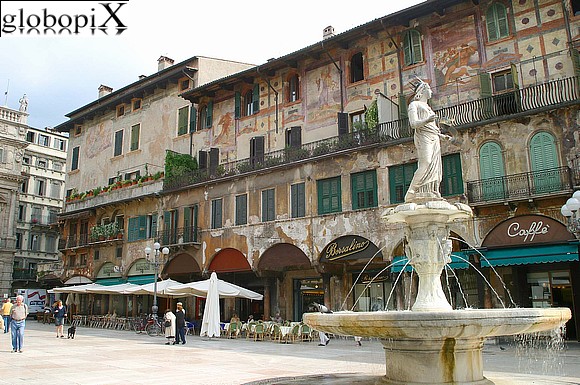 Verona - Piazza delle Erbe