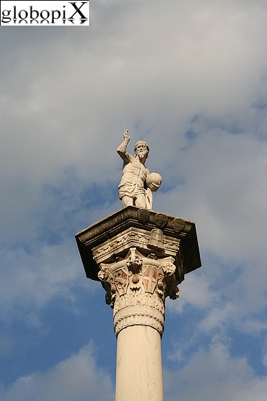Piazza dei Signori - Colonna del Redentore