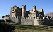 Foto Castello di Fnis