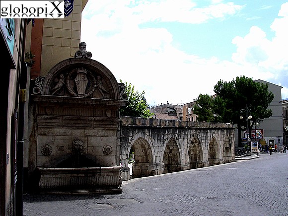 Sulmona - Fontana del Vecchio