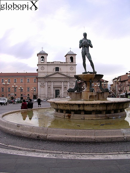 L'Aquila - Piazza Duomo