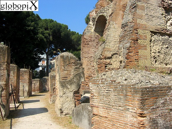 Pozzuoli - Anfiteatro Puteolano