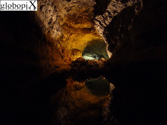 Lanzarote - Grotta nella Cueva de Los Vertes