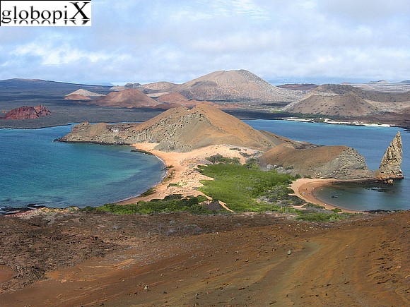 Galapagos - Panorama dell'Isla San Bartolome'