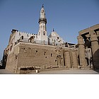 Photo: Moschea nel tempio di Luxor