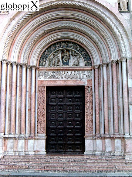 Parma - Battistero di Parma's portal
