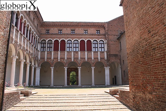 Ferrara - Museo Archeologico Nazionale