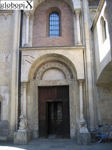 Modena - Porta dei Principi of Modena's Duomo