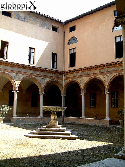 Parma - Primo chiostro di S. Giovanni