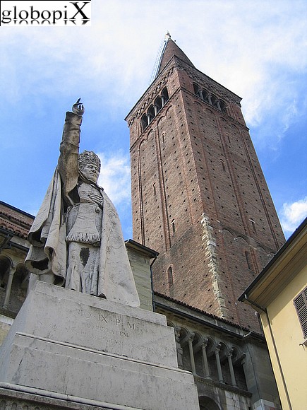 Piacenza - Statue of Pious IX inside the Duomo's courtyard.