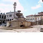 Foto: Piazza della Liberta - Fontana del Carrara