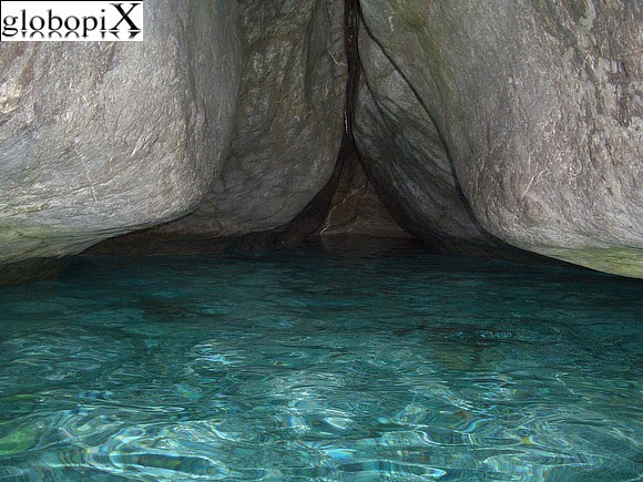 Karpathos - Grotta ad Achata