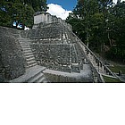 Photo: Scalinate a Tikal