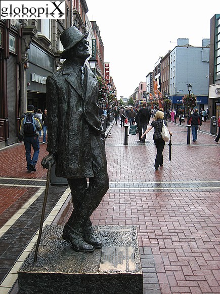 Dublin - Statua di James Joyce