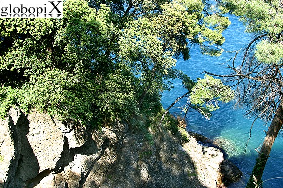 Portofino - Passeggiata dal castello al faro