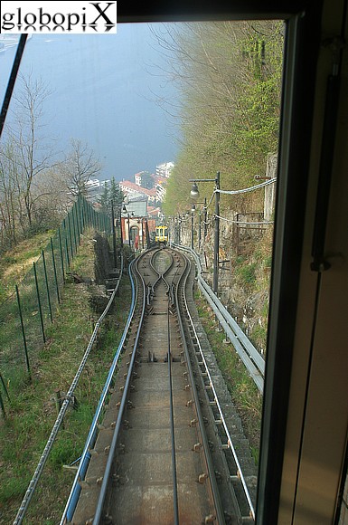 Lago di Como - Cableway to Brunate