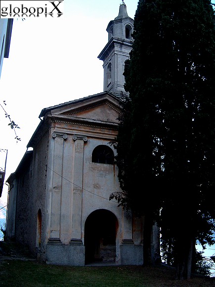 Lago di Como - Chiesa a Brienno
