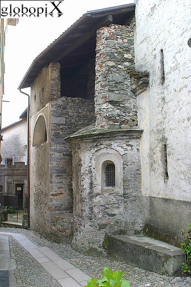 Lago Maggiore - Chiesa di San Vittore all'isola dei Pescatori