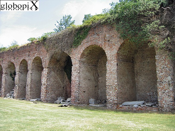Pavia - Mura nel Castello Visconteo