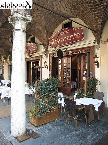 Mantova - Portici di Piazza delle Erbe