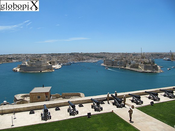 Tour di Malta - Upper Barrakka Gardens
