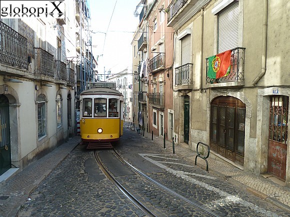Lisbona - Electrico 28