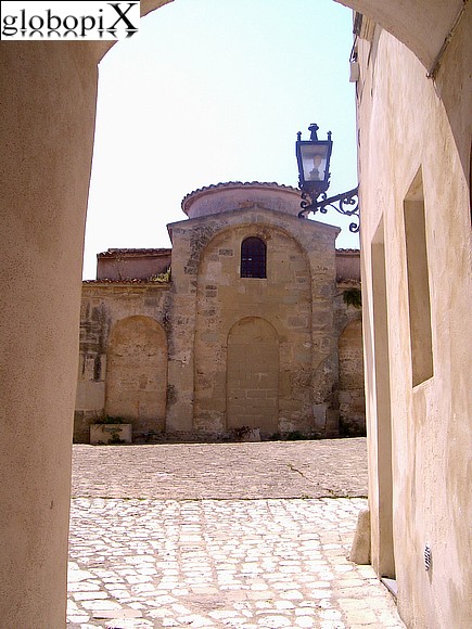 Otranto - Chiesa di S. Pietro a Otranto