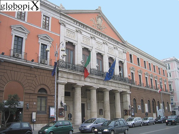 Bari - Teatro Piccinni