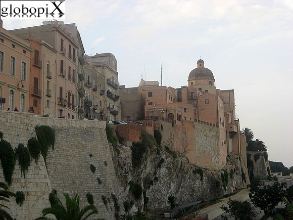 Cagliari - Mura del quartiere Castello
