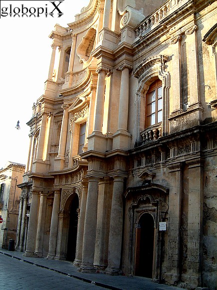 Noto - Chiesa S. Carlo Borromeo