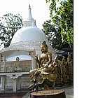 Foto: Tempio buddista a Colombo