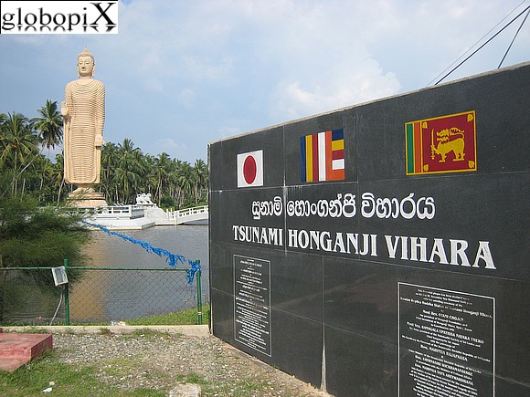 Sri Lanka - Tsunami Honganji Vihara