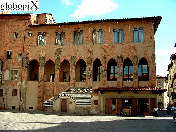 Pistoia - Antico Palazzo Vescovile