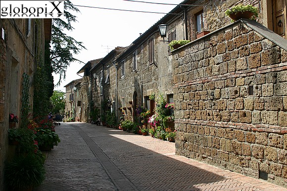 Pitigliano - Borgo Medievale di Sovana
