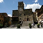 Foto: Palazzo Comunale in Piazza della Repubblica