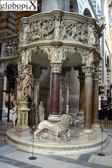 Pisa - Duomo di Pisa's pulpit