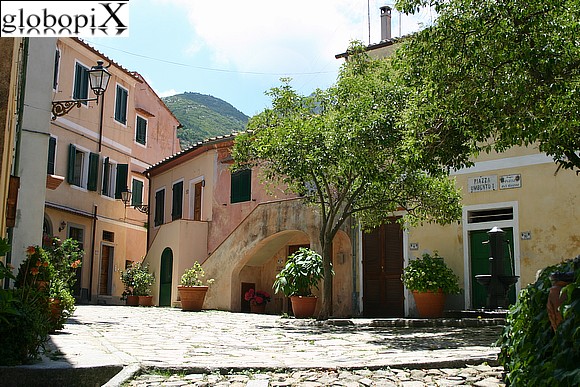 Isola d'Elba - Historical Centre of Poggio