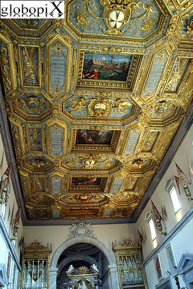 Pisa - Interno chiesa di S. Stefano