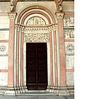 Foto: Duomo S. Martino - Portale di sinistra